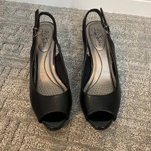 Life Stride Soft System heels